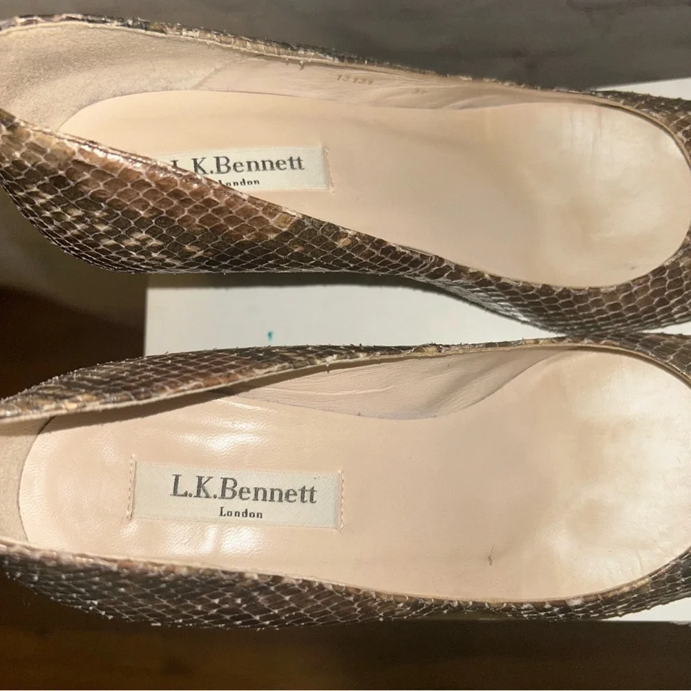 L.K. Bennett‎ snakeskin wedge shoes size 37